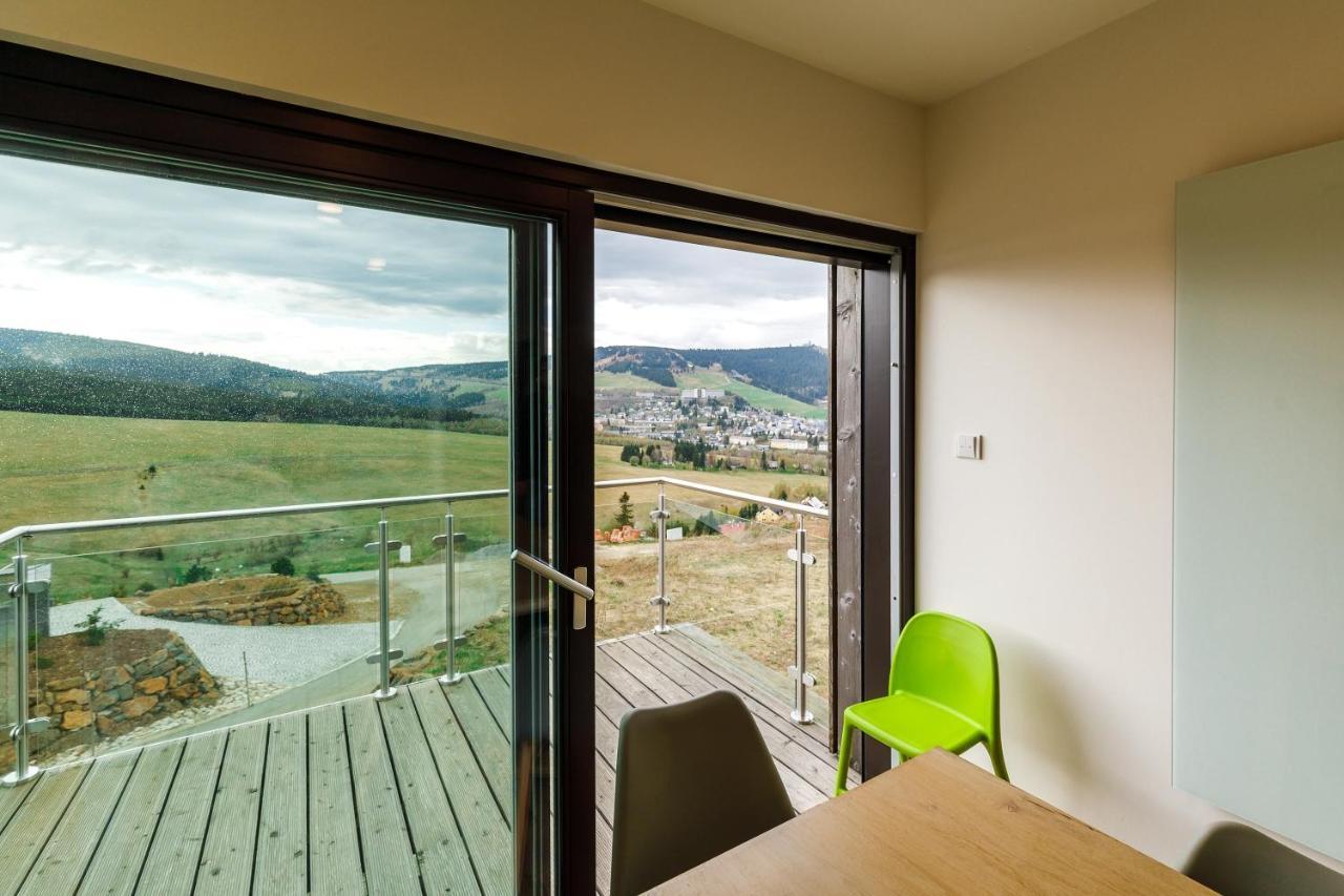 Loučná pod Klínovcem Mountain View Apartment By Mountain Ways מראה חיצוני תמונה